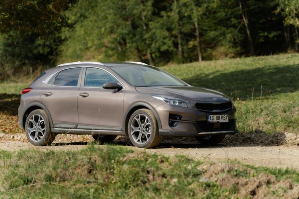 Rénovation d'une fourgonnette ancienne : étapes clés et conseils